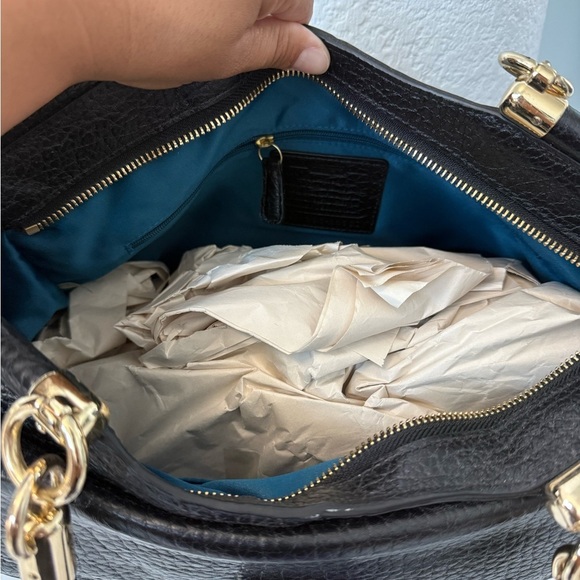 Coach Madison Carrie Bag - Picture 4 of 5